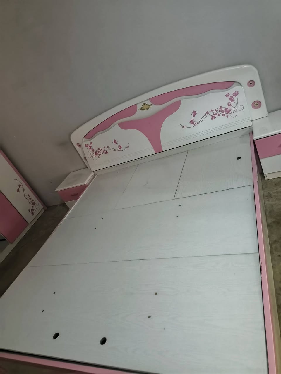 سێسم نفرین ویا 2کومیدی سعر80الف عنوان کرکوک بارودخانە
***********

***********
