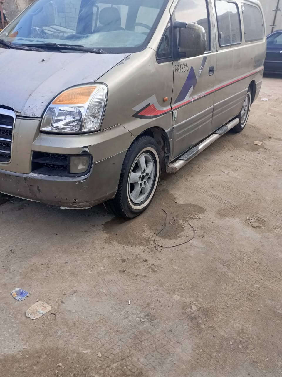 السلام عليكم شباب ستاركس لبيع موديل 2007رقم قادسيه مسكرگيرعادي انطيك رقم انگليزي بسمي السعر المطلوب 72وبيها مجال العنوان البصره ابي الخصيب  الاستفسار ع  الرقم ***********واتساب
