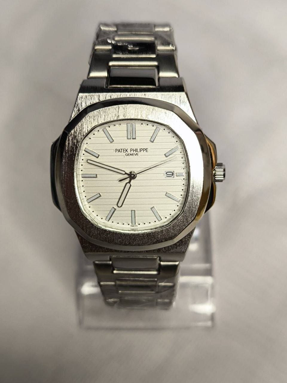 باتك فلبPatek Philippe
تحفه فنيه تتخطى مفهوم الوقت 
مكينة كوارتز ناعمة ( نظام ماطور)
الميناء  مميز بدزاين عصري مزودة بمنفذ تاريخ مع اميال لامينوس
زجاج معدني مقاوم للخدش 
الهيكل مصنوع من الاستانلس ستيل مشطب 
مختمة من كل مكان
مقاومة ماء وغبار 
سير تيتانيوم
قفل فراشة

السعر :-25الف ع اول تم 
للحجز والاستفسار يرجى الاعتماد خاص


**إذا كنت صاحب هذا الإعلان وتريد حذفه لأي سبب، رجاءا أرسل رسالة إلى الدعم الفني**