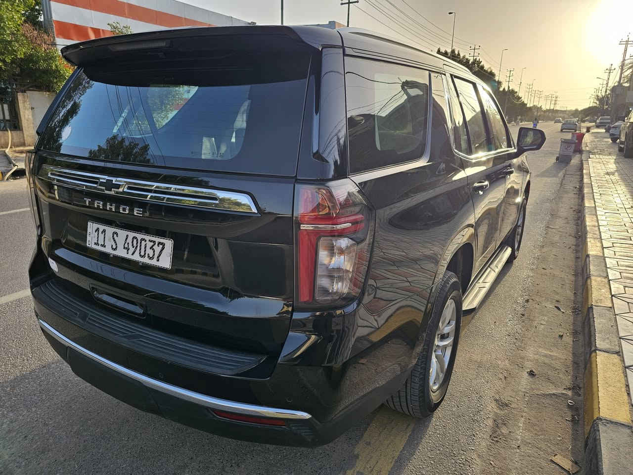 السلام عليكم للبيع شوفرليت تاهو 2024 LS ماشيه 4000 كيلو يعني زيرو مكفوله من كلشي وكالة المنصور علامه سوده رقم بغداد السعر 525 للستفسار الاتصال ***********
