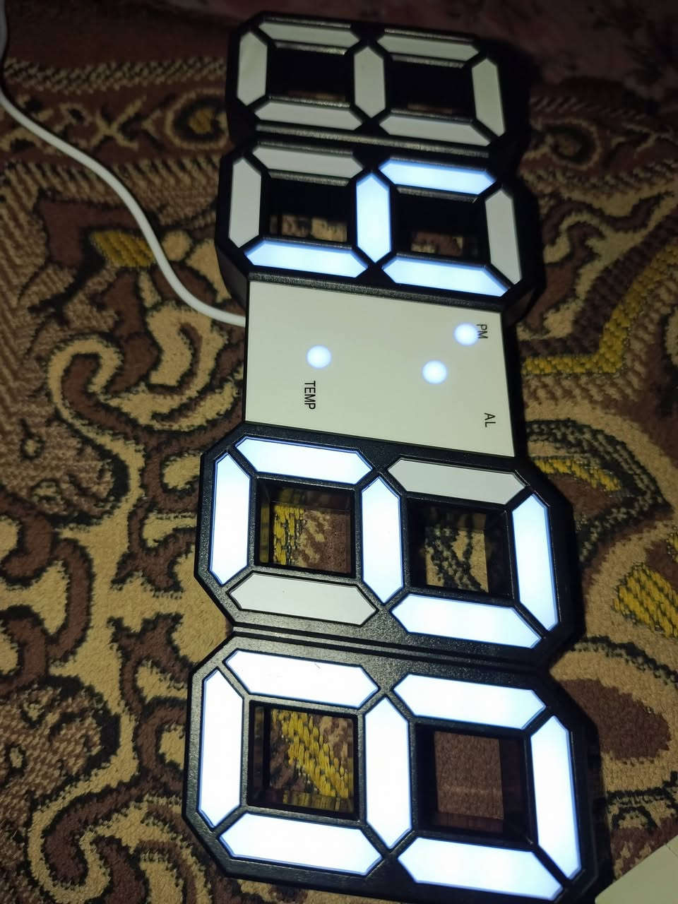 لايتات جدد طاقه شمسيه بيهن منفذ يشحن جهاز التلفون بيهن عده الوان سعر الواحد ١٥ قفل
شاحنه جهاز ٢٠٠ واط جديده ما مستعمله سعر ١٥ قفل بالسوك يبيعوهه ب ٢٥
ساعه رقميه جديده سعر ١٠ قفل باقي الغراض اسئل وجاوبكم مكاني ابو غريب خرنابات شارع السجه ***********
