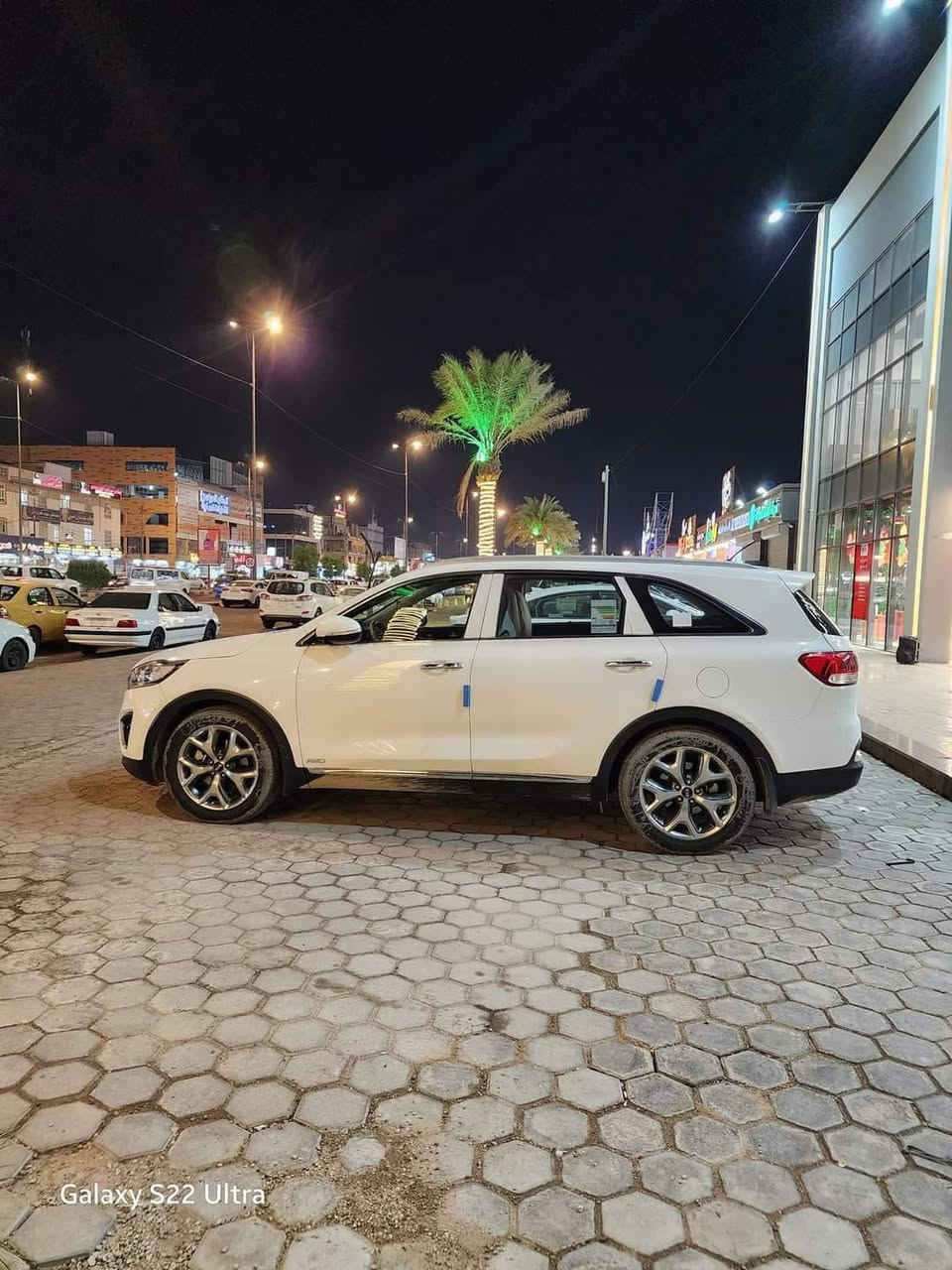 سلام عليكم سورنتو موديل 16 محرك 6 
7راكب 
3قطع تبريد 
خليجي. رقم بغداد مشروع وطني
سنوي الحد 2031 بسمي 
كفاله عمامه من الصبغ وافتح ولتبديل 
ماشيه 124الف
جنطه كهرابئي 
حساس خلفي وامامي 
انارت ترحيب 
شاراه بل مري
3وضعيات قياده 
تحكمات ستيرن
تبريد بيانو 
زراك لايت 

هواي بيه مواصفات ماعده الفور ويل وافتحه
مكان السياره ميسان ناحيت كميت الستفسار 
اتصل*********** بي واتساب
