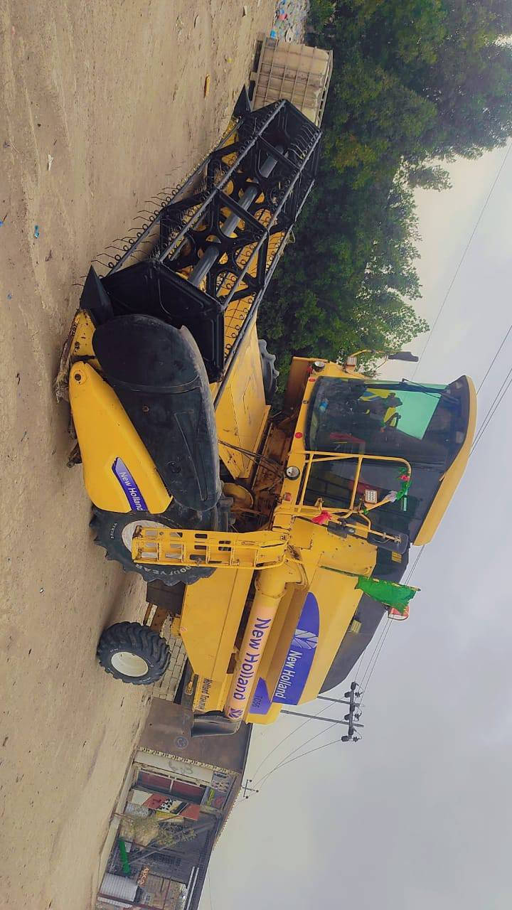 السلام عليكم حاصده نيوهولند 2006 تك درام مكينه جاهزة للحصاد هيدرو تاير الامامي 26والخلفي 20دنكير الخلفي سلايت طبله 15فوت العنوان نجف ناحيه العباسيه رقم الهاتف *********** رقم انكليزي جديد سنويه 2030اربيل
