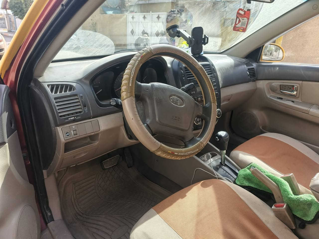 سيارة سبكترا للبيع
موديل 2008 
سيارة نضيفة مكينة وگير كفالة
بس ناقصهة تبريد السعر ب 71وبيهة مجال مكاني ديالى بعقوبة
للاستفسار الاتصال على الرقم
***********
