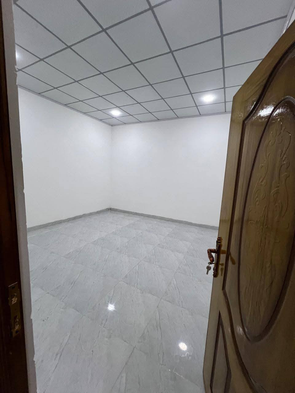 #عروض_مكتب_الدار_للعقار

دار للبيع

حي الملايين الثانية

 تقطيع الملك 

المساحة 180 م واجهة 9 م

 ط1)) غرفتين نوم واستقبال وصاله ومطبخ وصحيات

ط2)) 4 غرف نوم وصاله وصحيات 

خدمات كامله ماء كهرباء تبليط

سند زراعي قرار 25 ومستلم وصل بلدية 

للاستفسار أكثر اتصل على الأرقام او 

 مراجعة مكتب الدار الكائن في بناء الجاهز مقابل الكمرك 

***********

***********

***********
