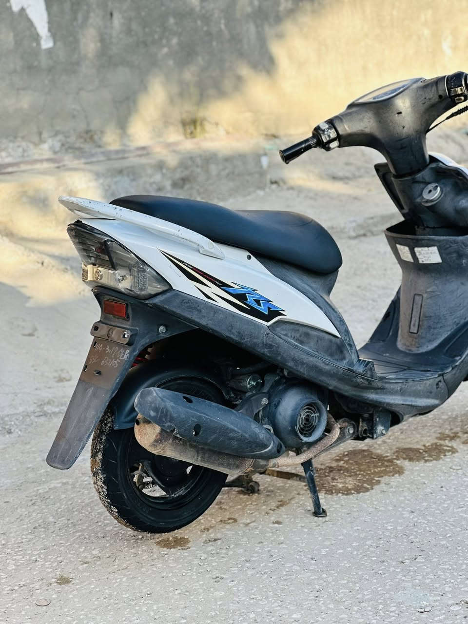 دراجه ماكس للبيع فقط
الدراجه صارلها اقل الشهر ونص طالعه من وكيل من معرض سيد وسام العوادي الدراجه شكد ما اكول عليههاا ناعمه وسياقتها هادئه اظلمهاا شلعه تشلع شلع ومعدل طيران كامله من كلشي مابيها كل نقص مابيها بلاديه من طول لطول مابيها برغي تجاري لين نزلتها بيدي وبانزين مامخليلها غير المحسن باقي التفاصيل خاص او اتصل او واتساب *********** باقي مكانها بابل كفل
