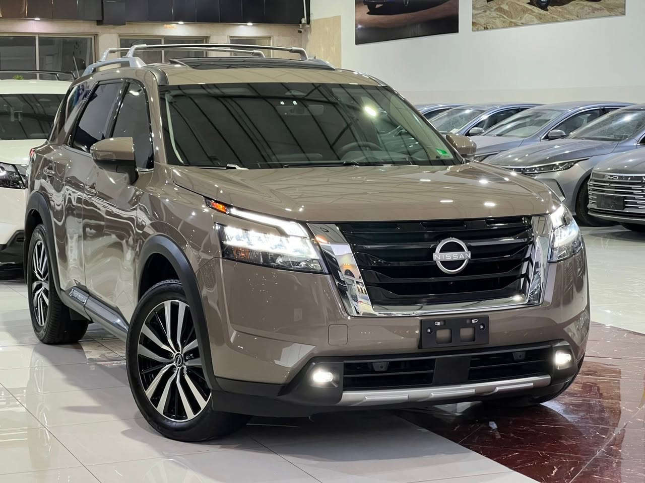 نيسان باسفندر 
موديل : 2024
ماشي : 23000 ميل
السيارة : بدون رقم يترقم الشمالي
السيارة : 1 قطعة سبوخ
مواصفات : بلاتينيوم فول مواصفات 
محرك : 6 سلندر فقط بنزين
حجم محرك : 3500
كراسي : 7 راكب
تبريد خلفي
عنوان : اربيل داخل معرض/شركة سامان ابراهيم محمد
***********
***********
