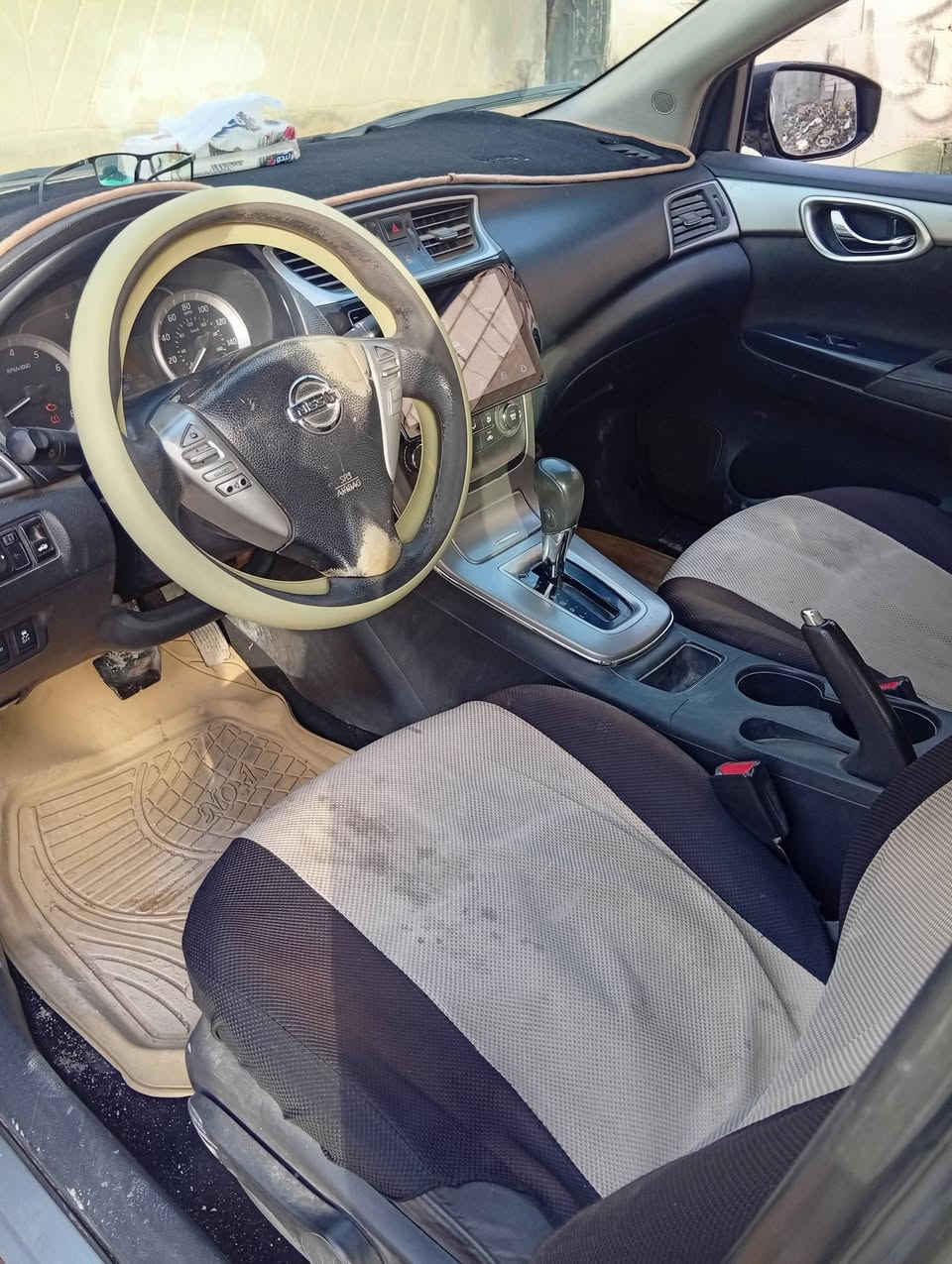 السلام عليكم سياره للبيع نيسان سنترا وارد امريكا ظربه مدكر أمامي ايمن لون رصاصي باسمنه والرقم الجديد موديل 2013 والسعر 85 ورقه وبيها مجال البصره ابو الخصيب حمدان مكينه وكير شرط الفحص وشر التحويل واستفسار أكثر الاتصال ع الرقم *********** بي واتساب
