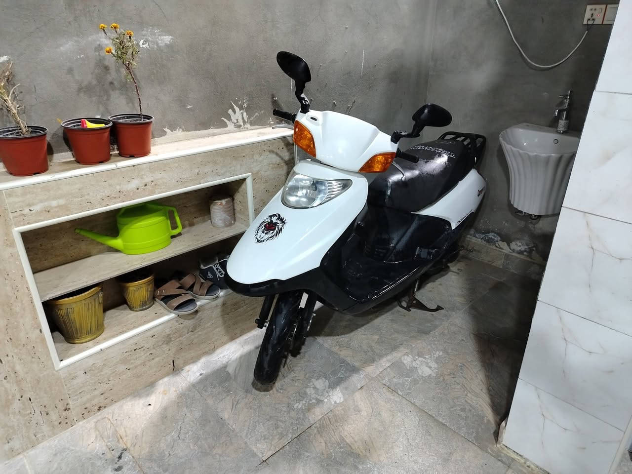 سلام عليكم سبيسي ياباني رايمر سلف هندر تخم تاير جديد سعر550 كوت زويرجات ***********
