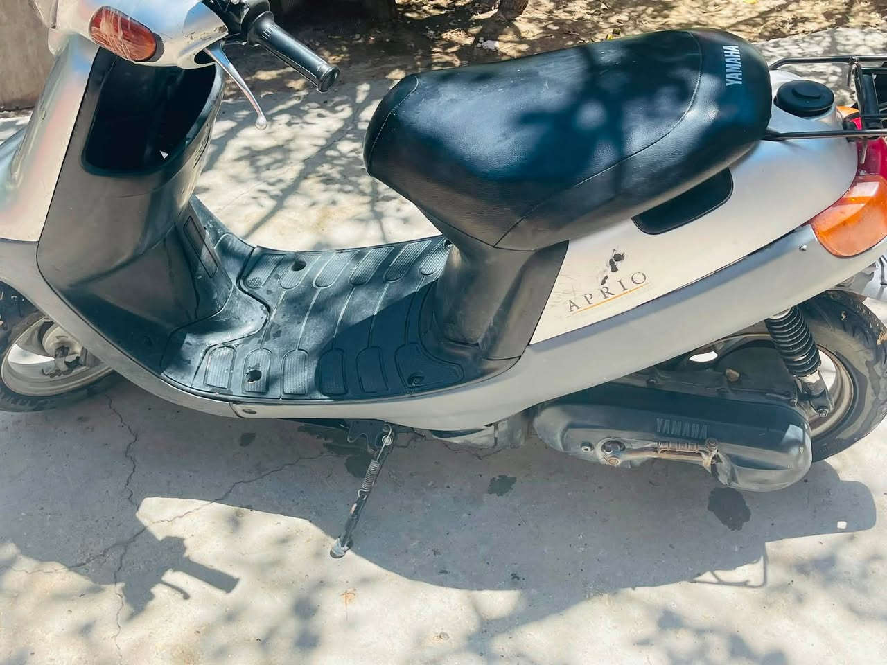 سلام عليكم دراجه بطه كامله سلف هندركهربايات كامله ما مفتوحه شاصي مكفول شلعه وامشي فول سعر 350او بيه مجال***********
