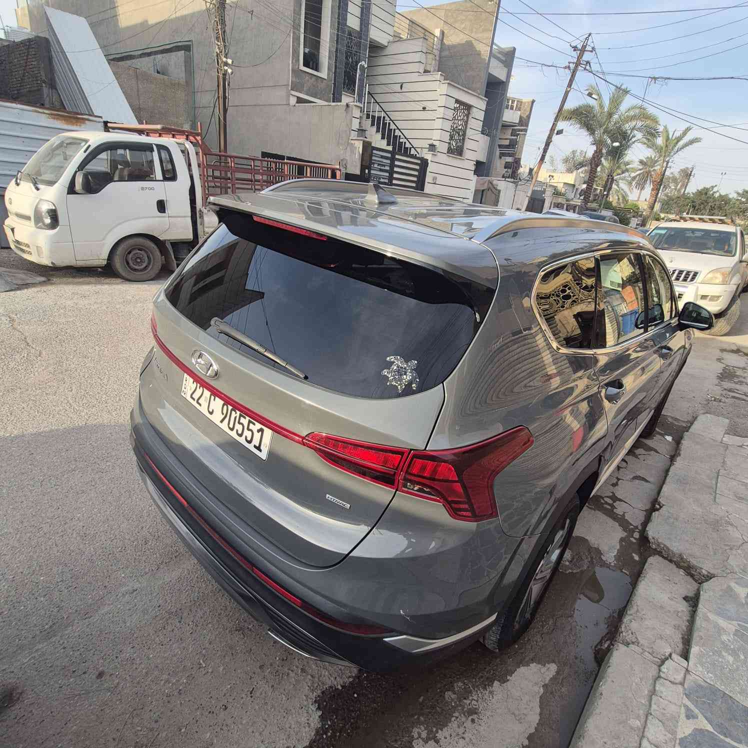 سنتافي 22 السياره حادثها سرقه جاملق و باب بس السياره جديده حيل كلشي كفاله بيها من صبغ و طخات الشراي ينتصل عله الرقم *********** واتساب متواجد سعر ب230
