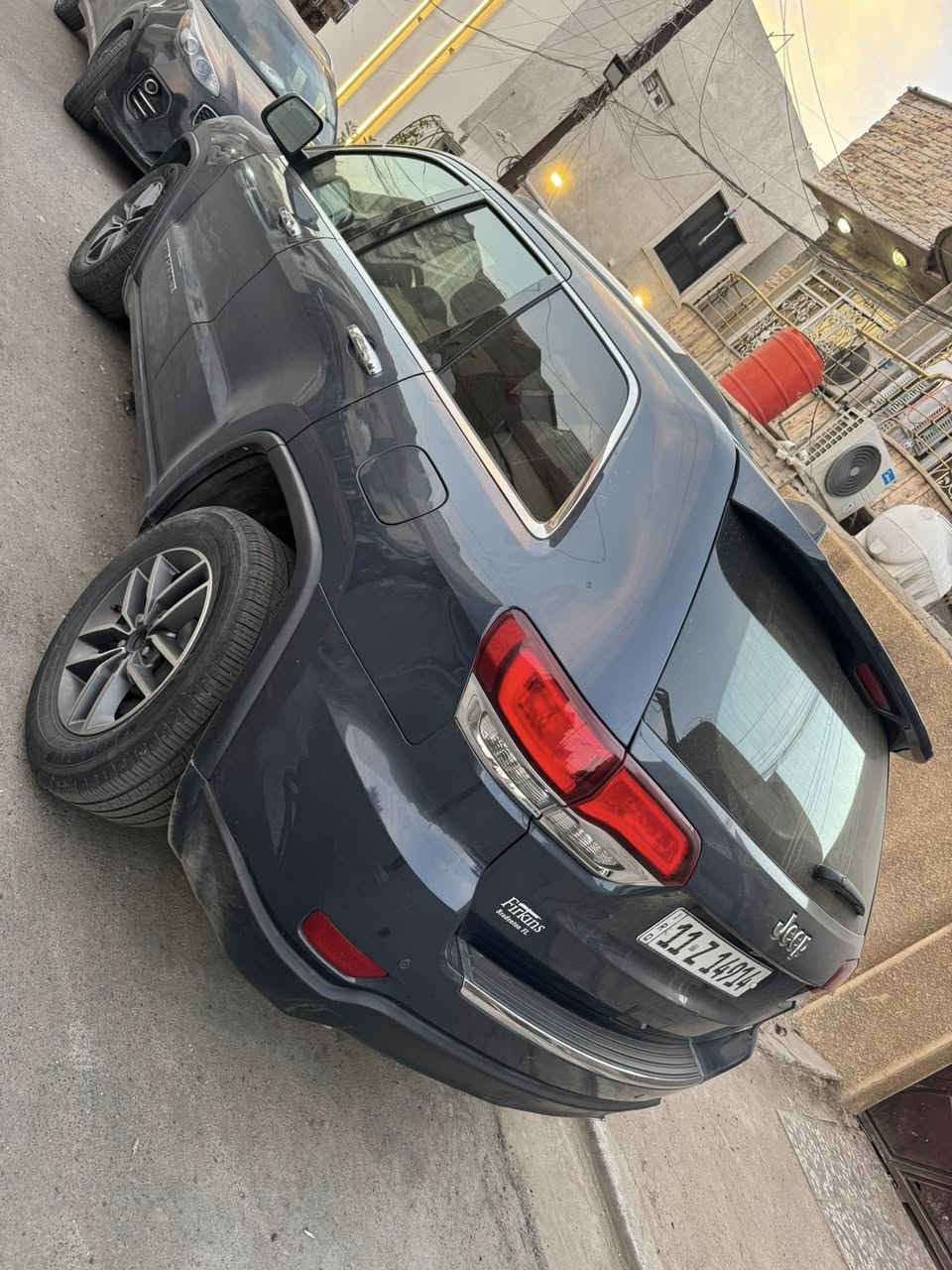 السلام عليكم 
جيب 2021 فول بانوراما بجم كبس بابين تبديل باسمي 
مكان بغداد الجديدة 
***********
