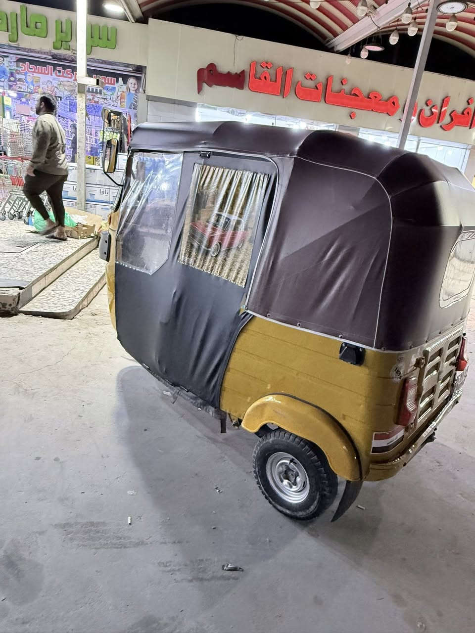 تكتك موديل 20 للبيع تكتك مابيهة اي نقص جاهزه من كلشي بيهة ضربه بلغد تقريبا شبر رقم وسنويه بسمي مكاني بغداد جسر ديالى اتصل وتدلل ***********
