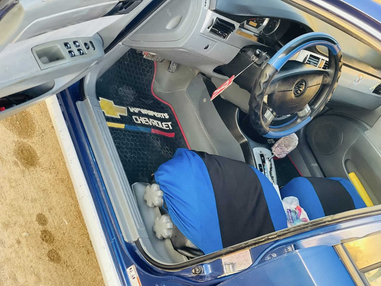 للبيع سياره اوبترا فورنزه مديل 2007سياره جاهزه من كلشي مكينه جديده كير قبل يومين شاده وبعده بل ضمان سياره بيها جاملغ السايق بي رشه صبغ سياره نضيفه بمعنى الكلمه احلا من الصوره مكان واسط رقم بغداد مشروع وطني باسمي رقم انكليزي 
هاتف ***********
