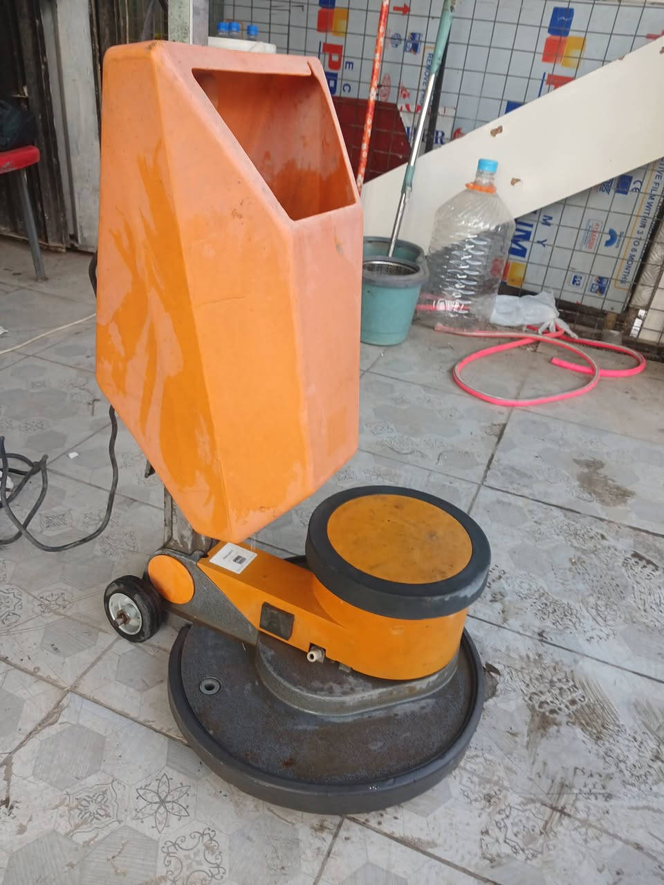 السلام عليكم  للبيع نضافه فول المكان بغداد السعر  275 قفل


**إذا كنت صاحب هذا الإعلان وتريد حذفه لأي سبب، رجاءا أرسل رسالة إلى الدعم الفني**