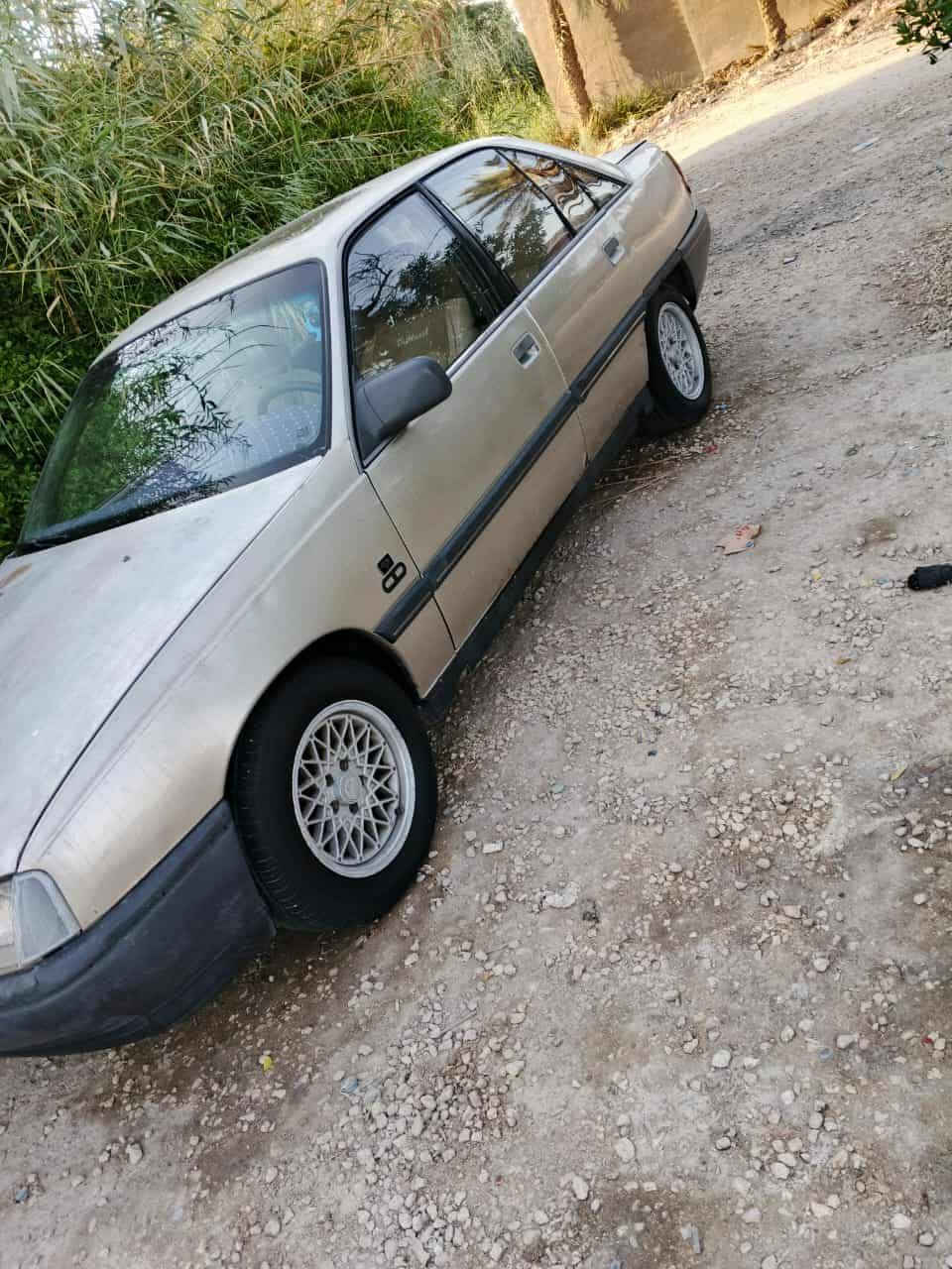 سلام عليكم ابل اميكه اميكه رقم نجف كير ومكينه نضاف تواير جديده حداديه/نص ونص  سنويه ال28 راعيه يمي مكان نجف مشخاب السعر17وبيه مجال قليل
*********** واتصاب موجود
