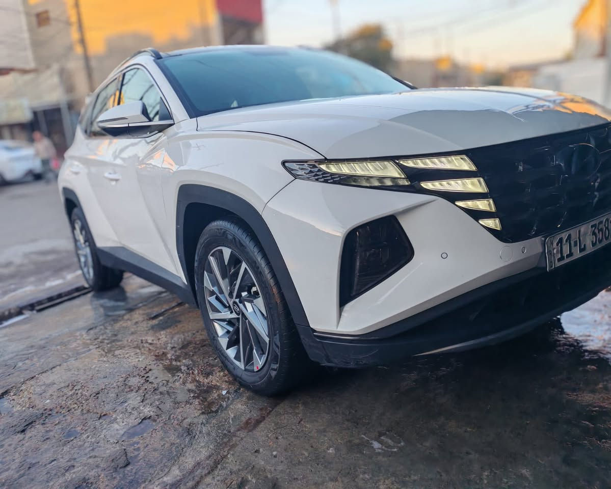 السلام عليكم
توكسان خليجي 2024 بغداد 

فول مواصفات  ماشيه 36الف

بيه بارد شي بسيط جداً باب الصدر ومقدمه البنيد كلش قليل

السعر 225$ بيه مجال بسيط

العنوان:بغداد/ الشعب شارع عدن

للاستفسار :***********
