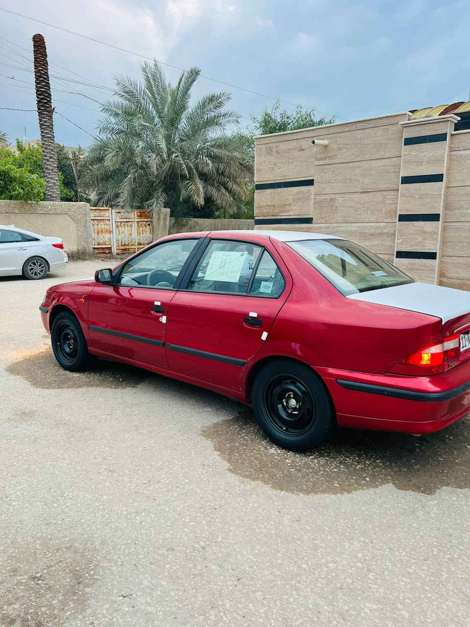 السلام عليكم
سمند 2012 رقم بغداد انگليزي
مكفولة من الضربة والصبغ والتبديل والفتح
برغي ما مفتوح بيها صبغ قليل كلش
تصليح مال خياس 
كير مكفول والمكينة ضعيفة
صدر امامي خلفي كله جديد
باتري جديد تبريد تدفئة شغال
كهربائيات كلها شغالة
غرفة جديدة بلادية
مدوشمة عام جاهزة من كلشي
شرط التحويل مكاتبة مرورية
مكاني بابل المركز
***********
