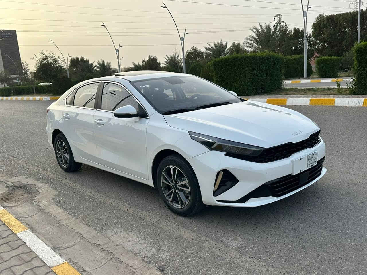 للبيع كيا k3 موديل 2024 منفيس
مكفولة من الصبغ بيها رصعتين ازغار

فوول مواصفات

🌿 فتحة سقف

🌿 بصمة تشغيل

🌿بصمة ابواب

🌿 بصمة صندوق

🌿صندوق اوتو يفتح عند الاقتراب

🌿ترحيب

🌿لد يدات

🌿كشنات جلد

🌿حساس امامي

🌿حساس خلفي

🌿مري جانبية كهرباء وتفتح عند الاقتراب

🌿لايت زينون ولد نهاري

🌿بك لايت لد

🌿شاشة وكاميرا

🌿كيجات دجيتال الكتروني

🌿4 وضعيات قيادة

🌿اوتو هولد

🌿 تحكمات كلها لمس

🌿 سايد بريك بصمة

 السيارة ماشية 25 الف وتايرات الشركة بيها
مكاني تكريت بيع او مراوس

السعر 117
***********
