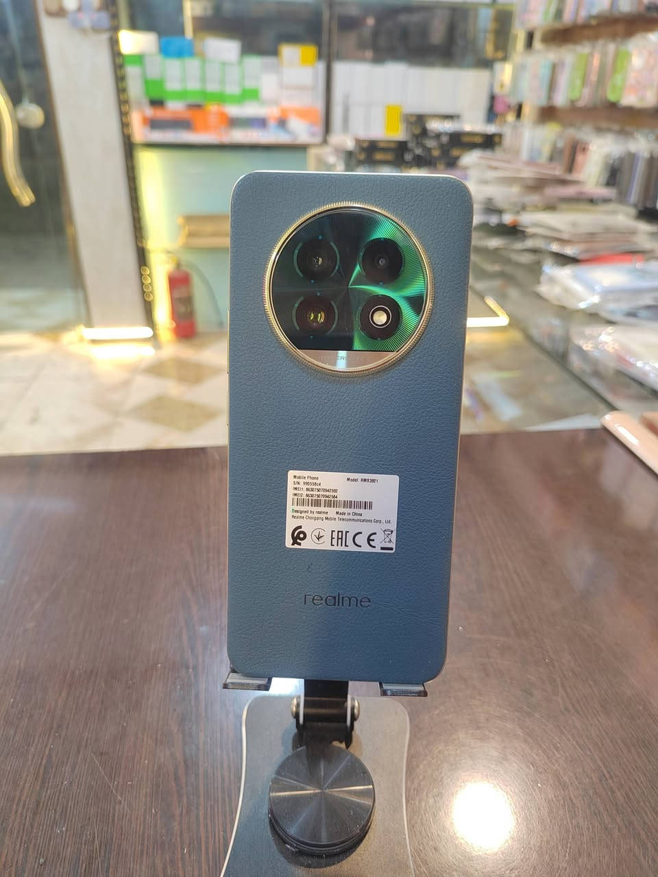 السلام عليكم جهاز ريلمي 13 برو بلص 5G ذاكره 512 رام 24 /12+12 مستعمل شهر اخو الجديد شرط شخط مابي  غراض موجوده الاصليه السعر 375 الف مكاني جانب الأيمن حي 17 تموز ***********
***********
