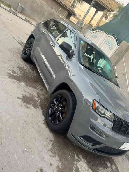 السلام عليكم جيب شيروكي موديل ٢٠٢٢ وارد امريكي بدون شواصي سياره قطع مصبوغه بيها سياره بصمه فتحه صندوك كهرباء كشنات تدفئه تبريد مكينه ٣٦٠٠ جاهزه بيها منظومه غاز باسمي صور الحادث ع الخاص 
عارضها ب٢٢٥ بيها مجال مكاني الدوره ابودشير
*********** بغداد
