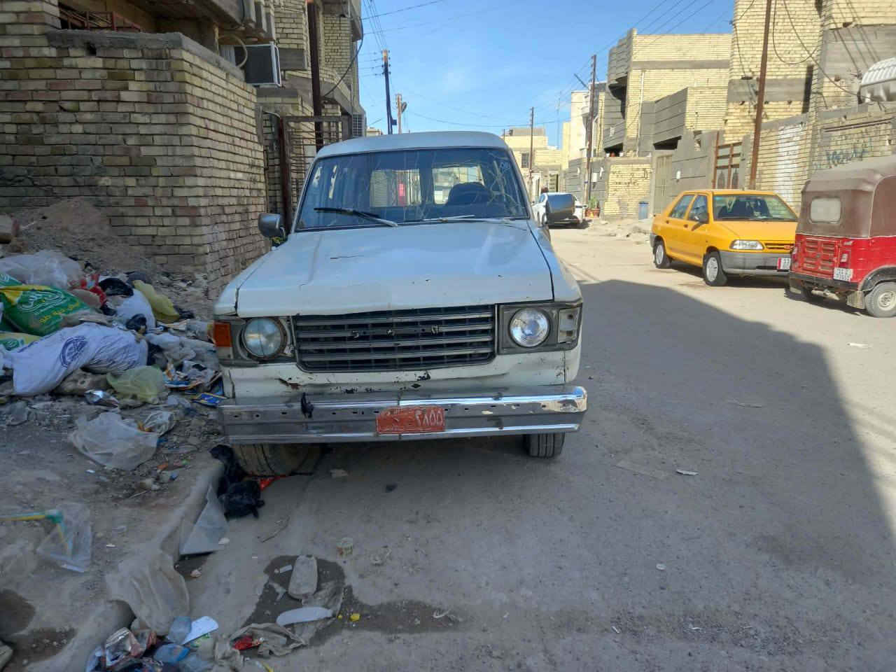سلام عليكم لاندكروز البيع مديل ٨١ انبار سعر١٧ وبي مجال ***********
