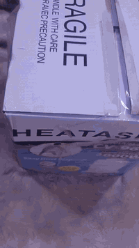 متاح مكنسة كهربائية للبيع 
***********
