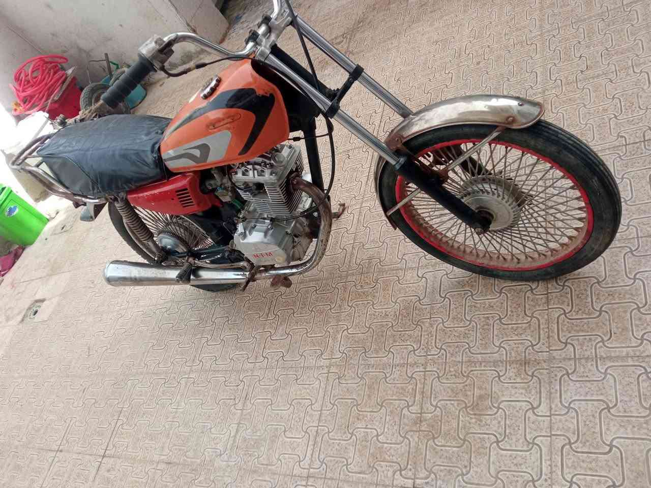 كلك 21محرك مامفتوح دراجه حلو رقم شاصي 300مو شراي لاتعبني رقم شاصي بيها***********
