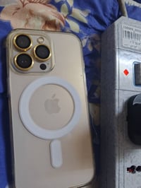 ايفون 13برو فقط للبيع جهاز نضيف جدا ماداخل صيانه نسبة البطاريه 77🔋السع...