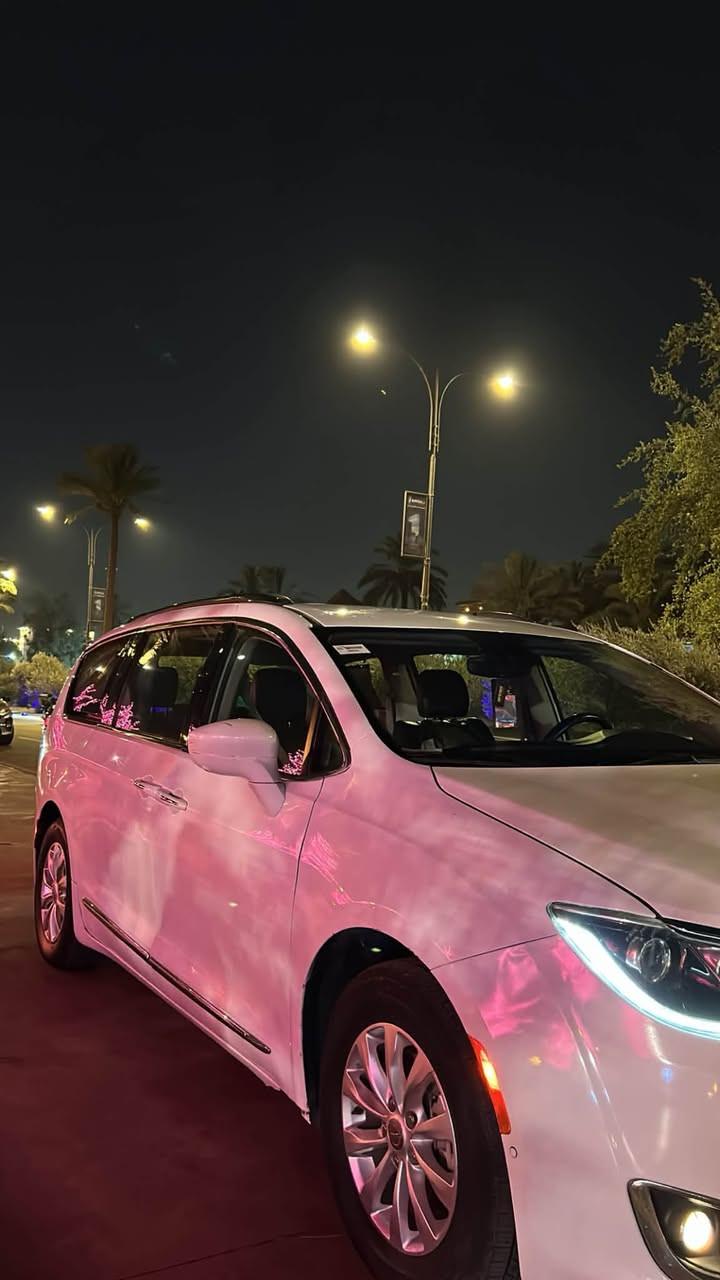 السلام عليكم كلايسلر باسفكا للبيع
كرايسلر باسفيكا موديل 2018 ابيض بغداد كامل مواصفات
حادث موضح بالصور 
الرقم : بغداد ... بدون ايرباك 
رقم الشاصي : 2C4RC1BG0JR170994
- محرك 6 سلندر 3600
- ويل كب حجم 17
- كار بلي
- بصمة للأبواب الاربعة مع بصمة للجنطة
- حساسات خلفية اصل
- كاميرا خلفية اصل دوارة مع الستيرن
- حساسات الاجتياز الجانبية
- كشافات دعامية اصل
- بصمة تشغيل وتشغيل عن بعد
- قبق الجنطة  شفط
- ابواب جانبية كهربائية الحركة متعددة الفتح والغلق
- كشنات جلد اسود
- -تحكم كهربائي متكامل لمقعد السائق
- تحكم ستيرن جهتين مع مجموعة ايعازات
- شاشة دشبول كبيرة تحتوي مجموعة من الايعازات
- السيارة 7 راكب مع 3 قطع تبريد
- رادار جانبي 
- توقف ذاتي عند الرجوع .
-نضام صدمه
.....4كاميرات
  السعر 185$ وبيها مجال 
مكان السيارة بغداد/الكرخ
للاستفسار الاتصال على الرقم 
***********
***********
