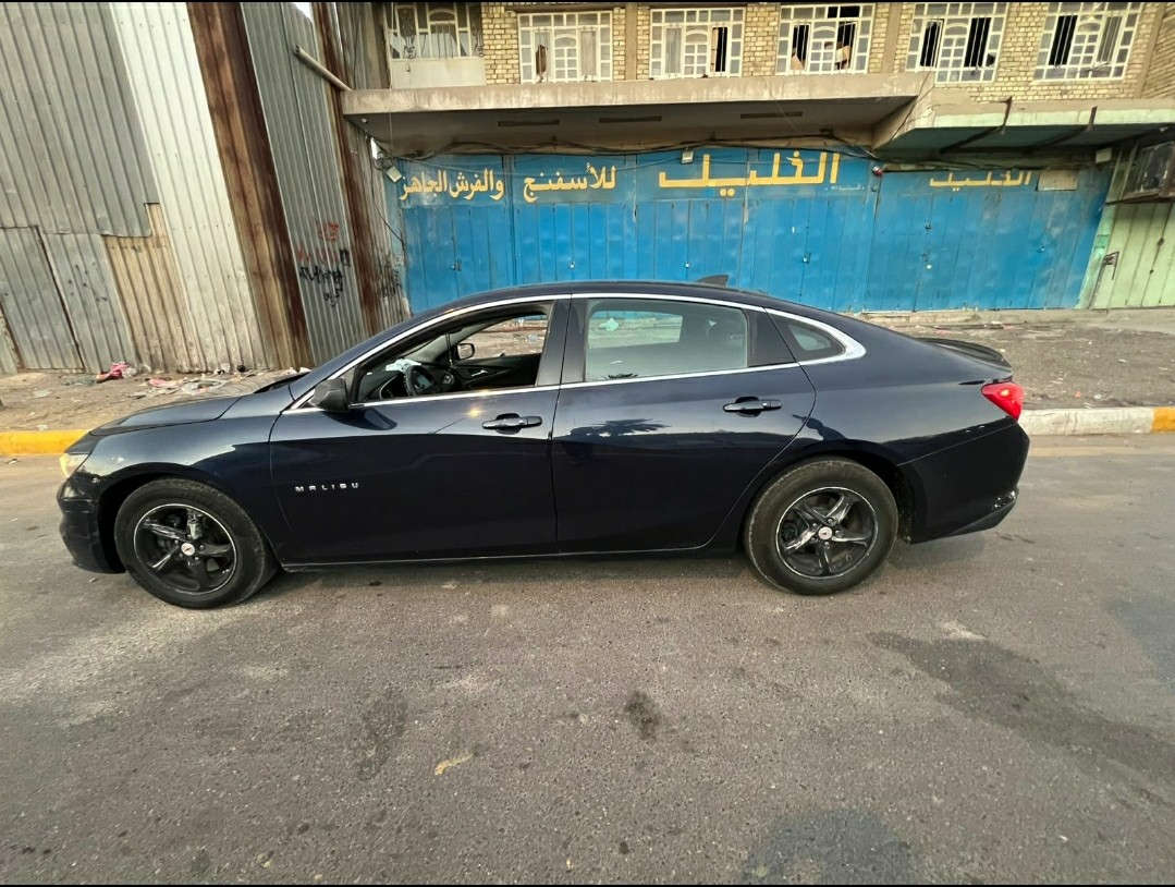 السلام عليكم ..  اعيد النشر بسبب الوعود الكاذبه 

ماليبو موديل 2017 للبيع 

مواصفات lt لون حبري  دخول ذكي اربع ابواب بصمة + جنطه بصمه كشن كهرباء  كير at شاشه كامره دواره  اوتو ستوب تحكمات ستيرن 

تايرات جدد + ويل رياضي اسود  

تبريد ثلج باتري مبدل جديد

مكان السياره بغداد 

السعر 88 

*********** واتساب
***********
