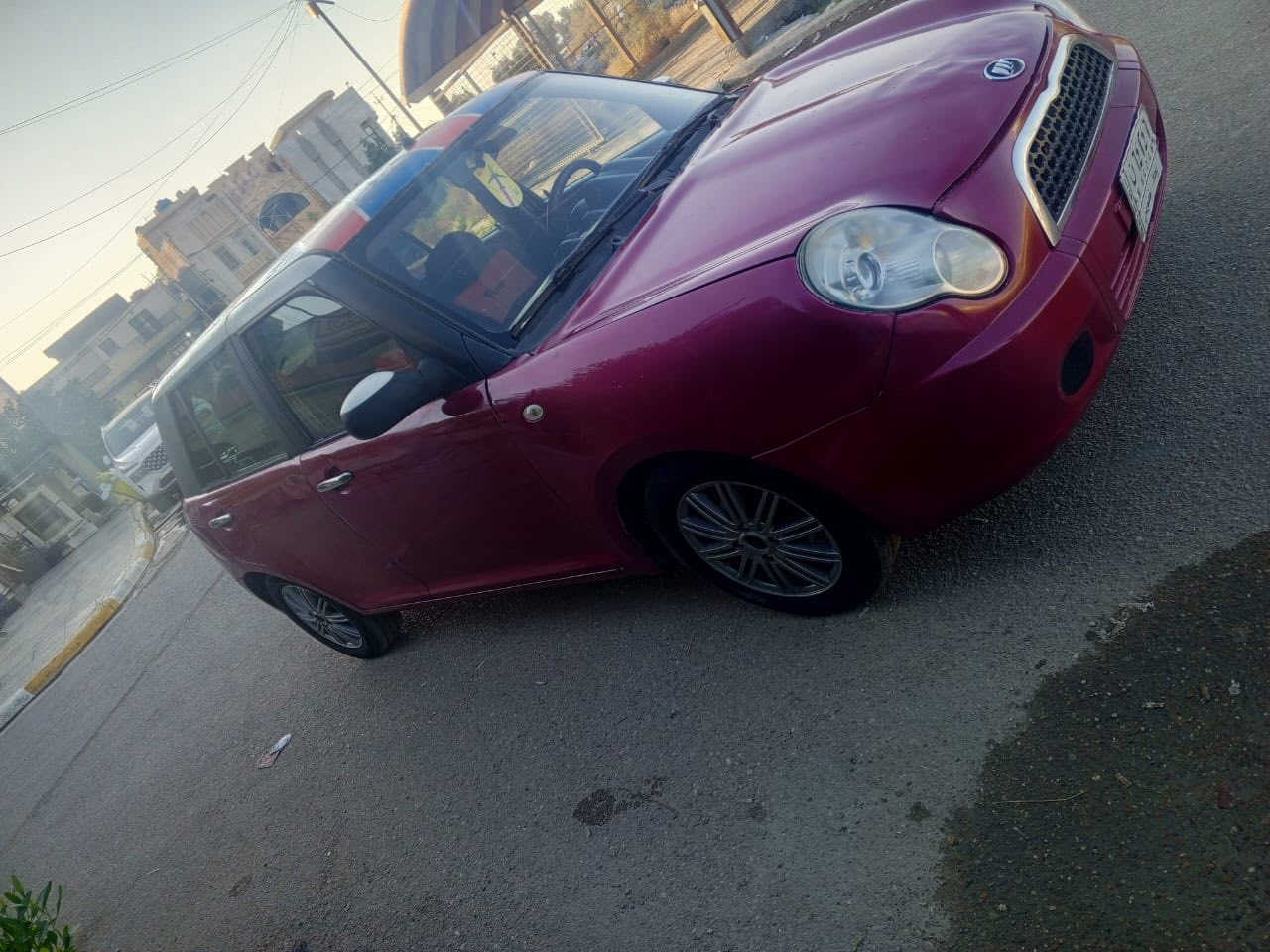 السلام عليكم ليفان موديل 2012 سياره جاهزه كير محرك تبريد ثلج صدر امامي خلفي جديد سيارة اترايه كلش حلو السعر ٣٥وبيه مجال مكان بغداد حي العامل والشراي يتصل ***********
