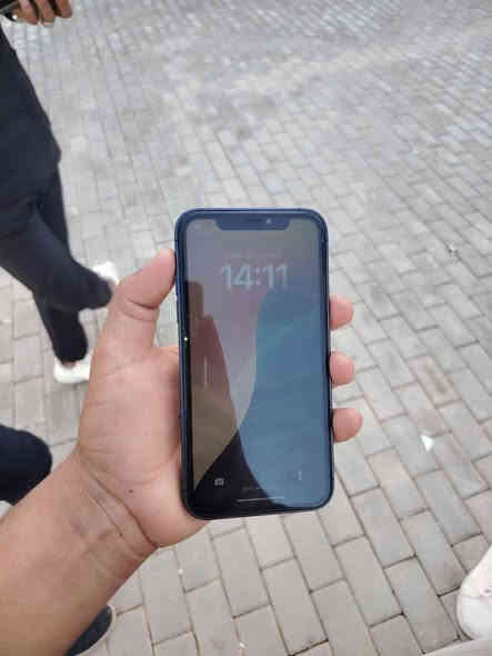 للبيع 
xr  محور 17برو 
بطاريه 82
ذاكره 64
دبل شريحه 
جهاز فول بس فيس ايدي واكف 
السعر 275وبي مجال 
الخاص مفتوح 
رقم الهاتف ***********
