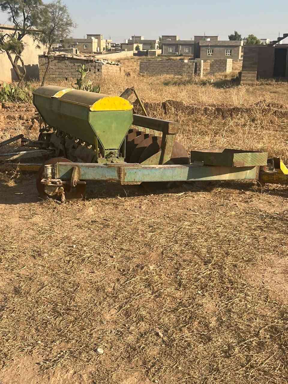 دسك عشره البيع مكلف بنشر ***********     ***********
