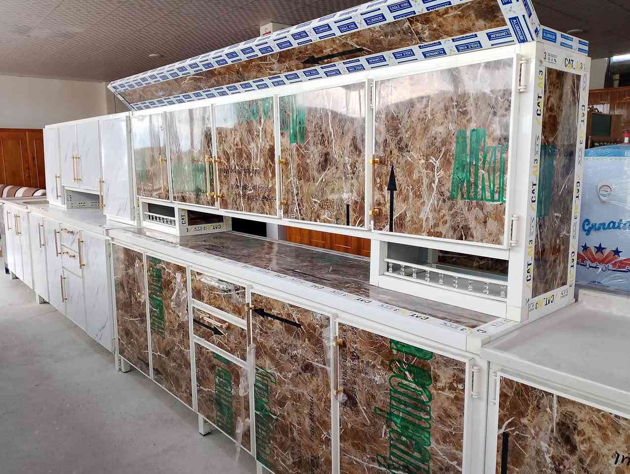 #زبائننا الكرام تم وصول تشكيلة جديدة من الكاونترات شغل درجة وموديلات حديثة أولى كافة الأحجام و سنكات فصلات خاصة متوفر كافة الأحجام وايضا متوفر جزامات المنيوم ثقيل وكافة الموديلات الحديثة لدى معرض الأمير للاثاث المنزلي   💎

ومتوفر تفصال حسب الطلب 

الموقع بالقرب من مفرق الشورة الشارع العام 

ارسال رساله الى الصفحة 📥 🤳🏻
او الاتصال على رقم الهاتف هو المراسلة 
***********
‏‪***********
***********

لسنا الوحيدين ولكننا الأفضل
