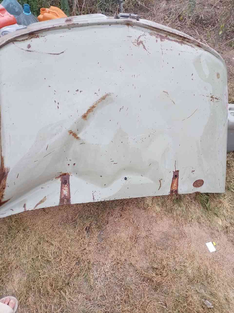 شوته بلاديه سوبر بدون صبغ السعر 600
بنيد بلادي بدون صبغ ضرر مالته من يم جهه السايق 
السعر 750
التواصل ***********/***********
