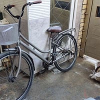 بايسكل بناتي السعر25 حجم 26 لتواصل والستفسار07737559310