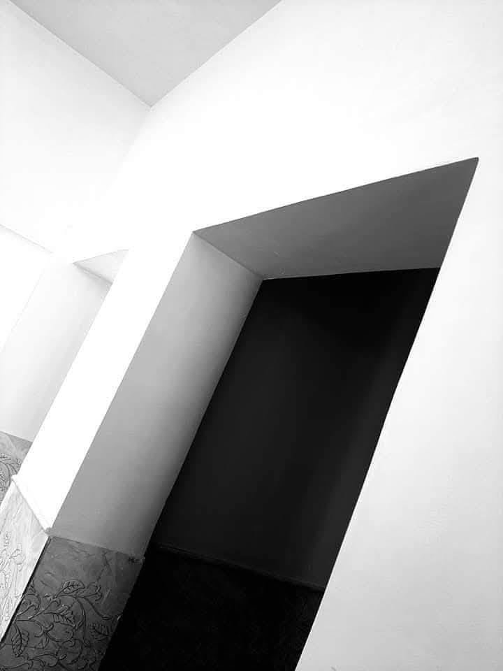 السلام عليكم اخواني اللي عنده بيت اريد يشتغله اسود وابيض يتصل على هذا الرقم
***********
