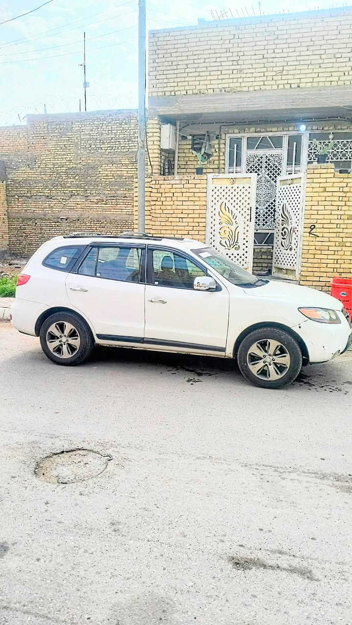 سنتافي امريكي 2007 فول عدا البصمه تحكم جهتين تدفئه بالكشنات شاشه فتحه تخم تاير جديد باتري جديد صدر امام خلفي محرك سته 3300 كير محرك مكفولات ضررها خشم جاملغ امام مصبوغة حزام اثر تكشير 110 وبيها مجال للطيبين سيارة نظيفة رقم كربلاء بسمنه ***********
