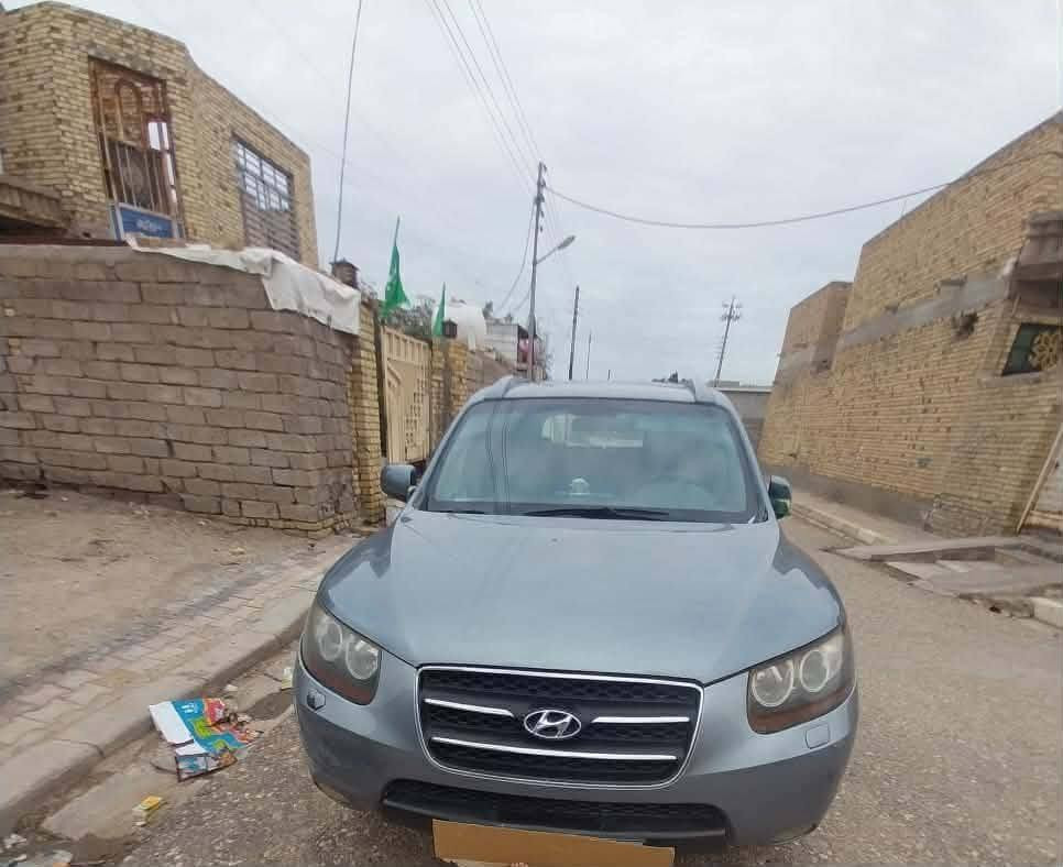سنتافي ادوات للبيع
موديل 2007
السعر 45
السياره مكفوله كفاله عامه من الصبغ ومن الطخه
تخم تاير 
الرقم والاستفسار ***********
