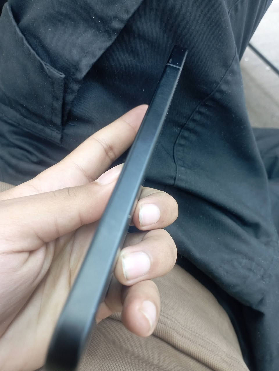 ⚡️ للبيع: وحش الأداء POCO F7 (كسر زيرو) ⚡️
​لأصحاب الألعاب والاستخدام الثقيل، وصل العملاق POCO F7 بنسخة التخزين العملاقة.. الجهاز غني عن التعريف بأداءه واستقراره.
​✅ المواصفات المرعبة:
​الذاكرة الداخلية: 512 جيجابايت (تشيل شكو لعبة وصور عندك).
​الرام (RAM): 16 جيجابايت (سلاسة خرافية بالتنقل بين التطبيقات).
​المعالج: Snapdragon 8s Gen 4 (تقنية 4 نانومتر) - أداء جبار بـ PUBG وباقي الألعاب القوية.
​الشاشة: AMOLED مقاس 6.83 بوصة، دقة 1.5K، بتردد 120Hz وسطوع يوصل لـ 3200 شمعة (وضوح عالي تحت الشمس).
​البطارية: ضخمة جداً 6500mAh، وتدعم الشحن السريع 90W (يشحن بلمحة بصر).
​النظام: يعمل بنظام Xiaomi HyperOS 2 الجديد (أحدث إصدار).
​الحماية: مقاوم للماء والغبار بمعيار IP68/IP69.
​✨ حالة الجهاز:
​الجهاز نظيف جداً (مثل ما موضح بالصور).
​كامل الملحقات الأصلية موجودة.
السعر: 400 قفل 
​📍 العنوان: النجف الأشرف - حي المهندسين


**إذا كنت صاحب هذا الإعلان وتريد حذفه لأي سبب، رجاءا أرسل رسالة إلى الدعم الفني**