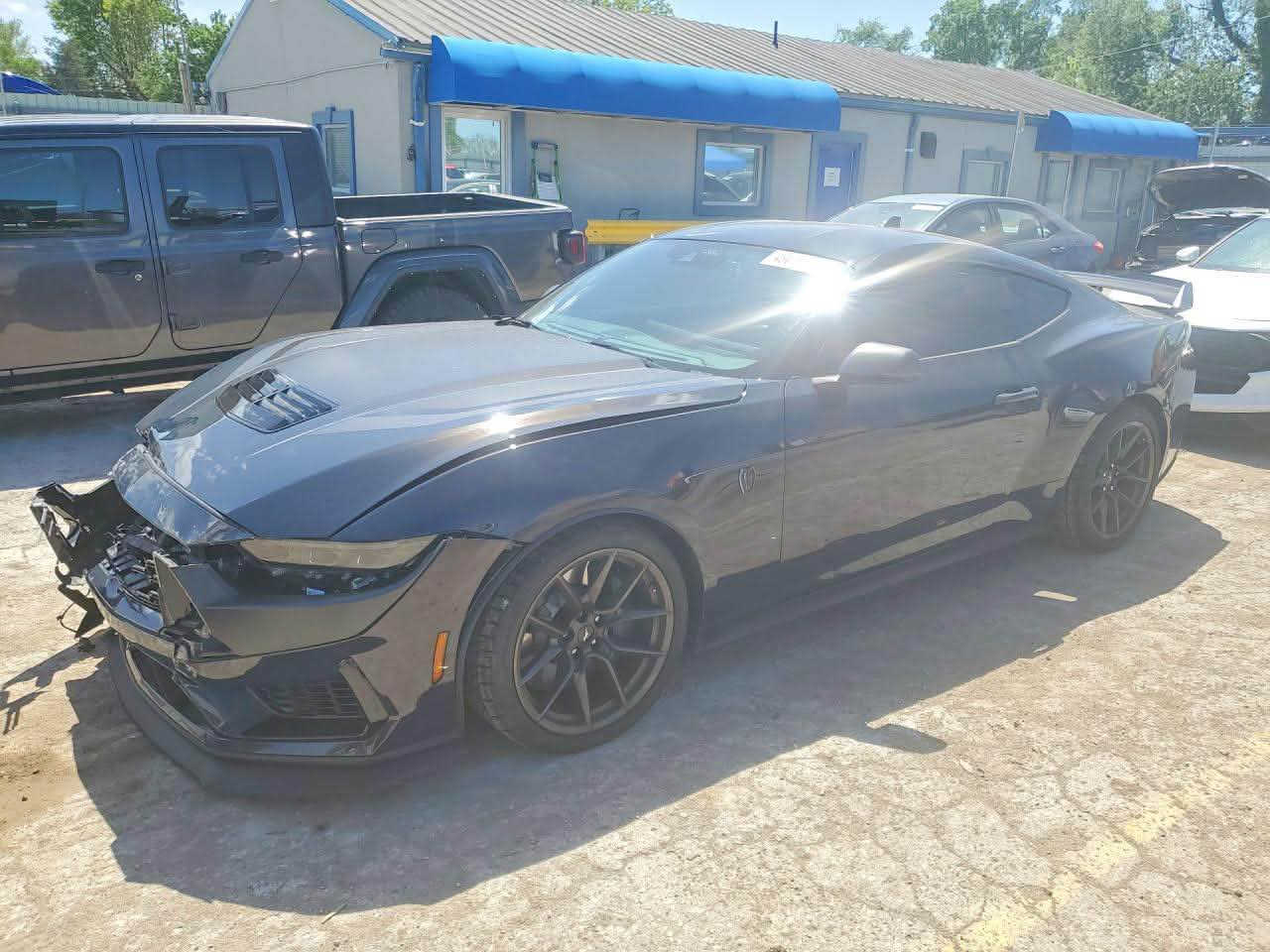 للفائدة
Ford mustang dark horse 2024
ماشية تقريبا 4 الاف
ضرر امامي 
شغالة وتمشي
فول
كير عادي
محرك ثمانية سلندر 5000 تنفس طبيعي
معروضة مزاد بموقع copart.com
مزادها باجر
للمزايدة زيارة مكتب ماهر البدراوي لمزادات السيارات الامريكية و الكندية
الصالحية ٢٨ نيسان


**إذا كنت صاحب هذا الإعلان وتريد حذفه لأي سبب، رجاءا أرسل رسالة إلى الدعم الفني**