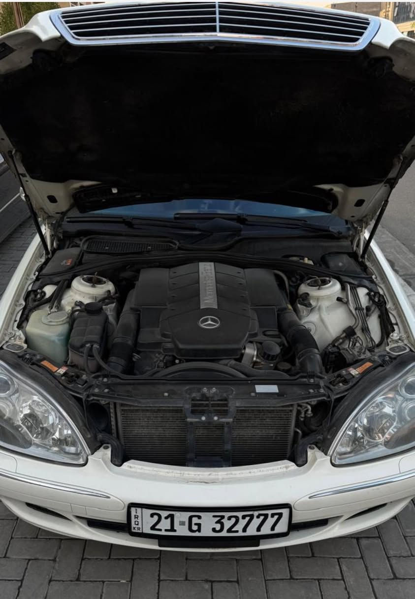 عندي مرسيدس غواصة للبيع موديل 2004 جديدة بمعنى الكلمة وارد يابان ع وضع الشركة جاهزة من كلشي مكينة وكير وحدادية وتبريد وجوبلسات كله بشرط استخدام شخصي واكيد جناية الغواصة يعرفون مواصفاتها بدون اي حادث والسيارة رقم سليمانية وباسمي مكان السيارة بغداد/ المنصور للاستفسار اكثر اتصل وتدلل 
رقم الهاتف *********** او بيه واتساب 
تحياتي للجميع وآسف ع الاطالة
