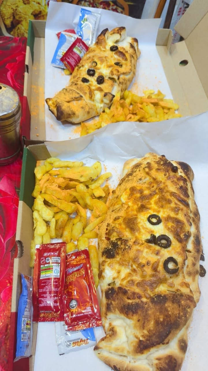 🎉📱 مسابقة مطعم حمودي الكبرى 📱🎉

اطلب أي وجبة من مطعمنا 🍔🍕🍗، وصوّرها 📸، وانشرها على حسابك، وسوِّ منشن (تاك) للمطعم.

✅ كل مشاركة صحيحة تدخلك القرعة للفوز بهاتف جديد! 📱🔥***********
***********

شروط المشاركة:
✔️ طلب أي وجبة من المطعم.
✔️ تصوير الوجبة.
✔️ نشر الصورة أو الفيديو.
✔️ عمل منشن (تاك) لصفحة المطعم.

📅 سيتم إعلان الفائز بالقرعة عبر صفحتنا في الموعد المحدد.

📞 للتوصيل:

📞 للطلبات:
***********
***********
@إشارة
كل طلب = فرصة للفوز، شارك الآن ويمكن تكون أنت صاحب الهاتف
