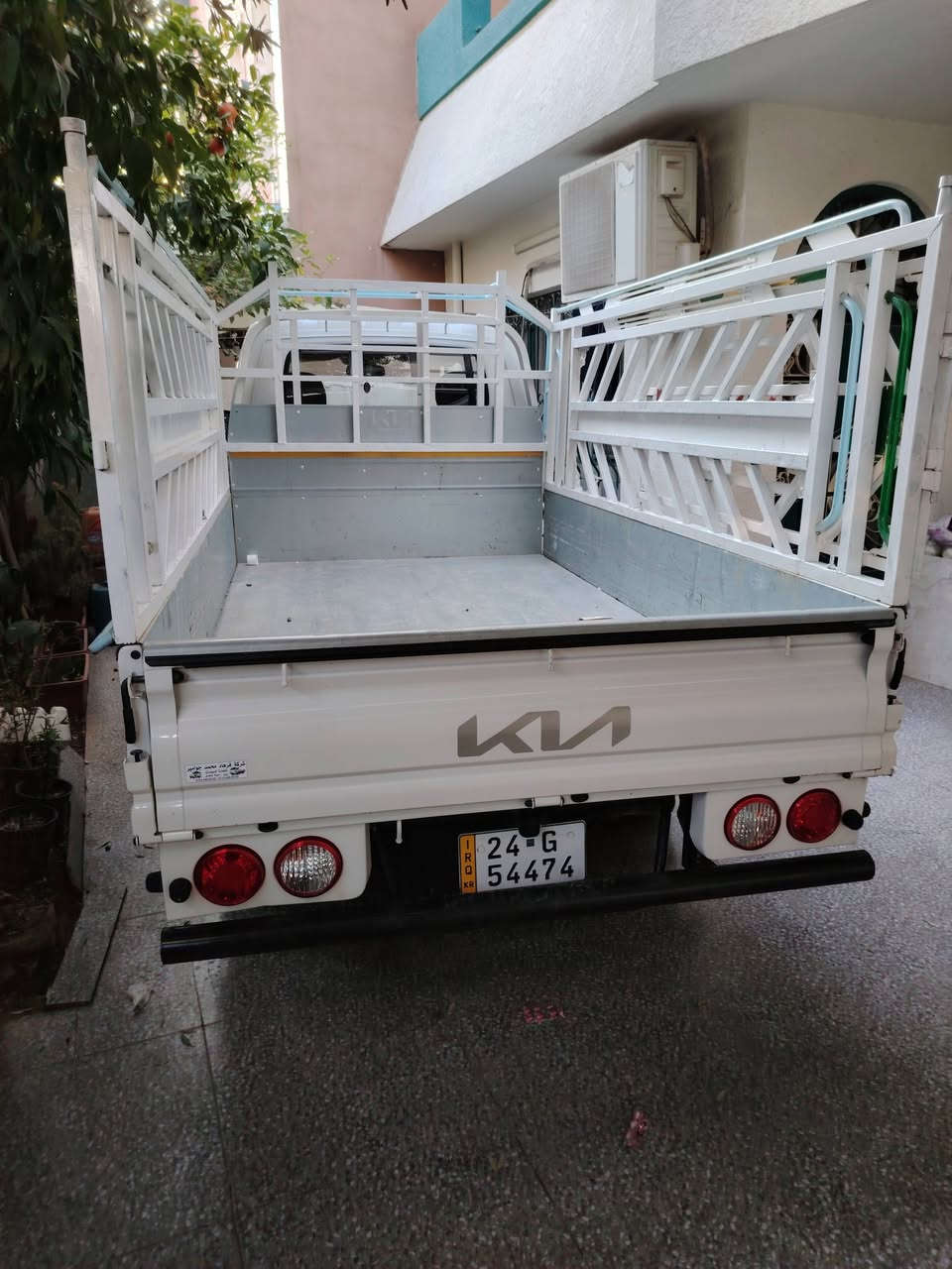 كيا حمل ٢٧٠٠ موديل ٢٠٢٥ ماشيه تسعة الاف فقط باسمي بيها حصة كاز ابيع تحويل فقط رقم دهوك جديده للاستفسار الاتصال على الرقم*********** او***********
