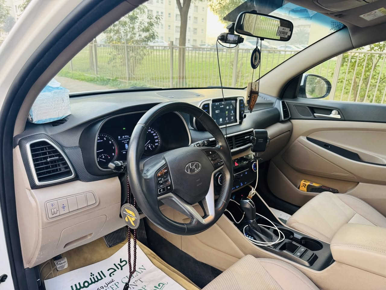 السلام عليكم شباب للبيع توسان موديل 2019 وكالة الكاصد مكفولة  من الضربة والتبديل والصبغ والبارد   !!!ماشية 88
مواصفاتها  بصمه وشاشة اصلي واريل نفگيشن  ،،وكراسي كهرباء وتبريد قطعتين وحساس امامي وخلفي ودبل لد ابيض شاحن واير ليس،، محرك 2000 دوش  وداخل بيجي ومري شفط ودبل تحكم و مود درايف 3 أنظمة ورقمها بغداد بسمي مشروع وطني (الرقم الدولي ) 
مكانها بغداد للاتصال ***********
