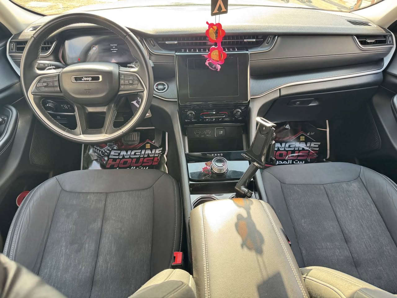جيب كراند شيروكي فئة لاريدو موديل 2023 5 راكب ماشية 63 الف km
المواصفات:
مقعد السائق كهرباء/شاشة كار بلاي/كير ماوس هاند /بريك بصمه/تحكم ستيرن/خروج عن المسار
تحكم تبريد شاشة/تبريد قطعتين/شفتات ستيرن
مثبت سرعة كروز/رادار مدى بعيد وقصير
لايت زنون/  وباقي المواصفات المعروفه
حادثها جاملغ خلفي وربع صندوق فقط بدون ايرباك بدون دواخل صور الحادثه مرفوقه
بارد في الباب الخلفي الايمن   وبارد في الباب الامامي الايمن
مكان السيارة / بغداد
السعر 31000$
للتواصل / ***********
