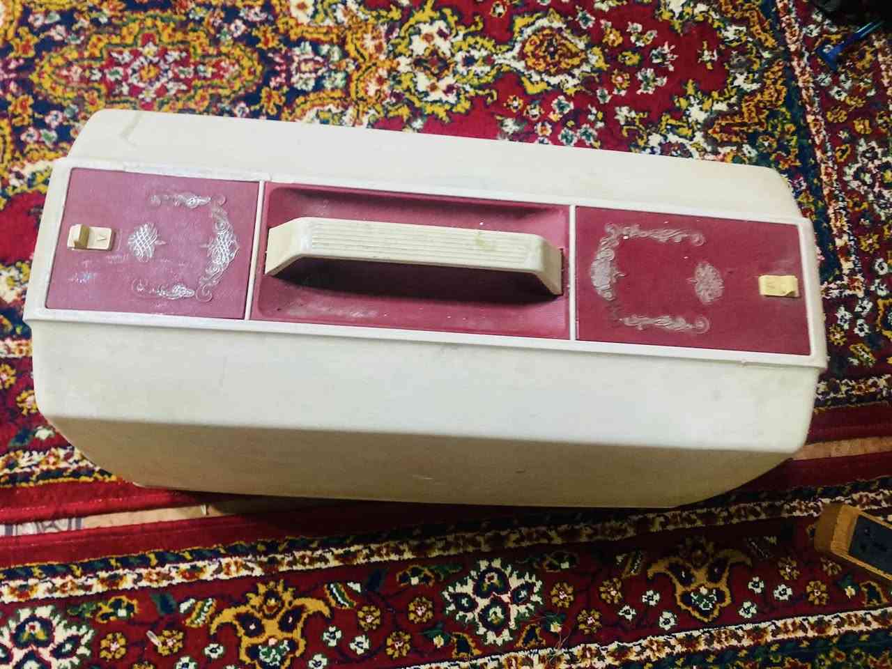 سلام عليكم مكينه البيع ياباني او مراوس مكينه رجاليه ونطي فرق ***********
