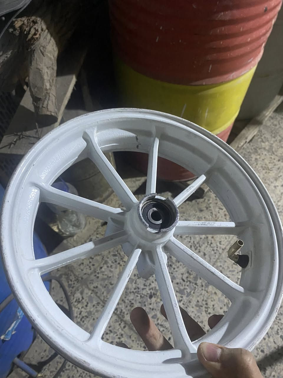 بيش ما جان ابيع
كابريتر مال سكنس نثيه بلادي
بجم موشم مال ماكس
وياله اماميه مال ماكس
ضفيره مكفوله مال عدله
مكاني بغداد يرموك و توصيل موجود وهذا رقمي ***********
