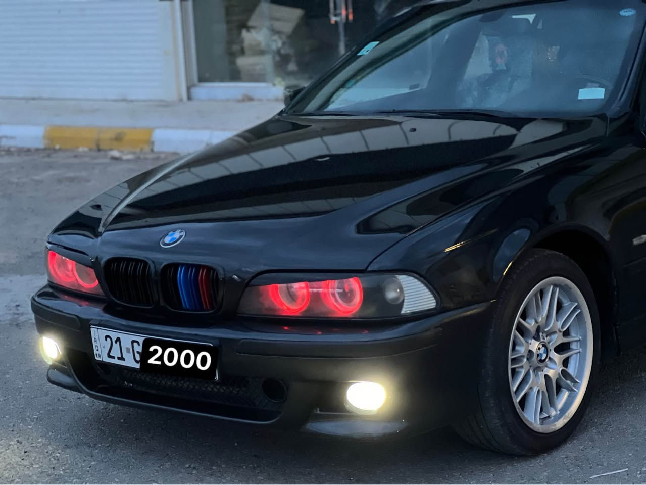 سلام عليكم  
‏bmw #SPORT #E39للبيع 
 موديل 2000 محرك 525دبل فانوس
كير و محرك بشرط//كير توماتيك// سبورت // عادي
حجم محرك 525  دبل فانوس
سيارة  مواصفات. ام باكيج بيلاد
ستيرن. ام. تحديد سورعة 
ويل  ام  سبورت١٧ بيلادي
مرايات هيتر و ئوتو
داخل اسود  / فورميكا
كشنات // جلد + هيتر
كشنات كهرباي + ميموري+ كشنات سياحي
بيها كاميرا خلفية 
شاشة ايباد
كيرو محرك  و تبريدو تطفيه  ب شرط 
سيارة دخول جديل من سنة ٢٠١٩ سنوية جديد ب اسمي
تحويل و غرامة بة شرط
سيارة  بدون ضربة  📦ع وضع شريكة 
سيرفز جديد.+تحويل ثاني يوم
واتساب ***********
 رقم ***********
سعر 113مجال قليل السليمانية, العراق
